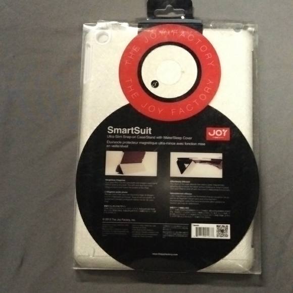 The Joy Factory SmartSuit - Ultra Slim Snap On Stand/Case with Wake/Sleep Cover - Picture 4 of 4